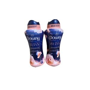 (2) 24 Oz 1.5 Lb Down Infusions Bliss Sparkling Amber & Rose Scent Booster Beads